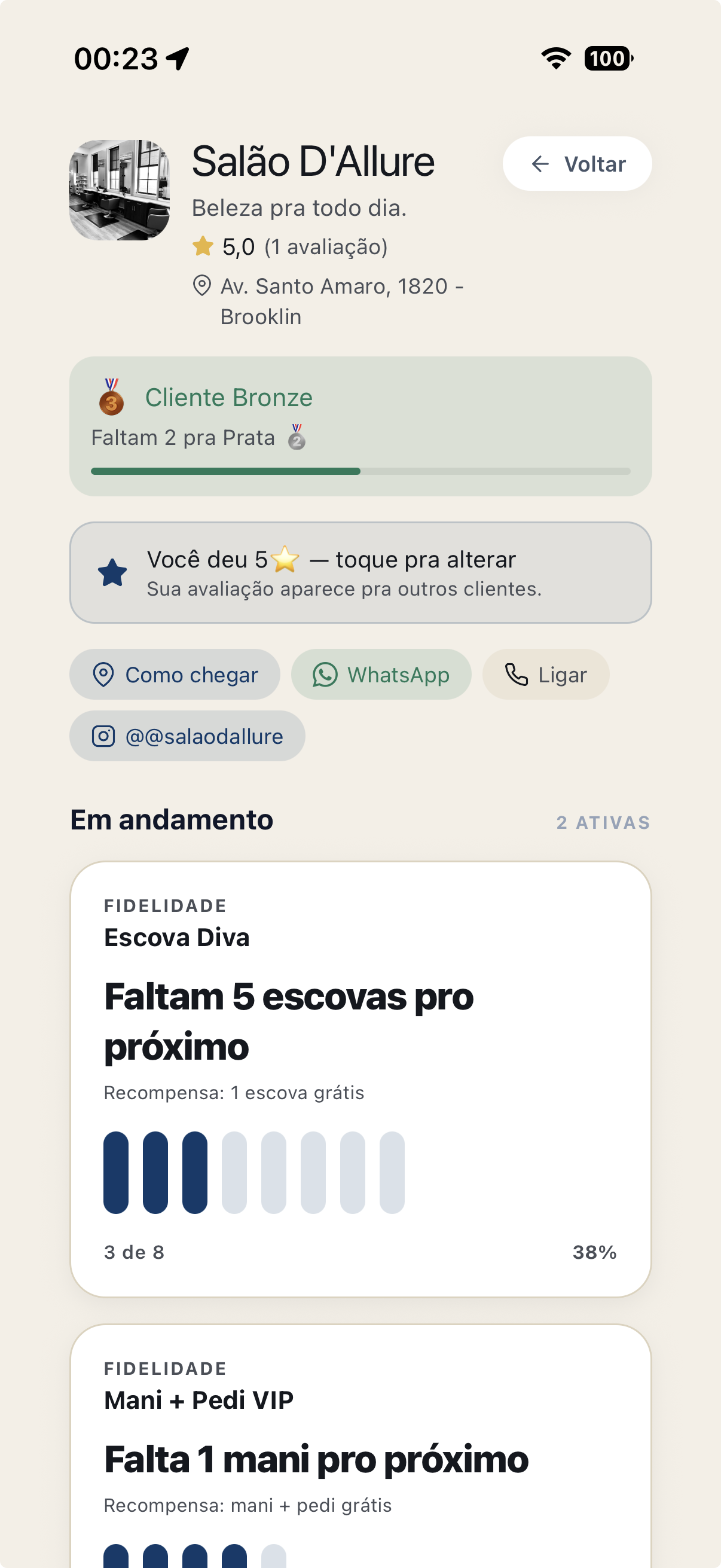 Tela de um estabelecimento no app Raclavi, com fidelidades e avaliação